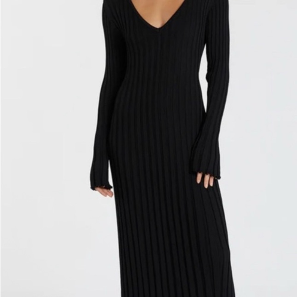 Dissh Black Ribbed Knit Midi Dress